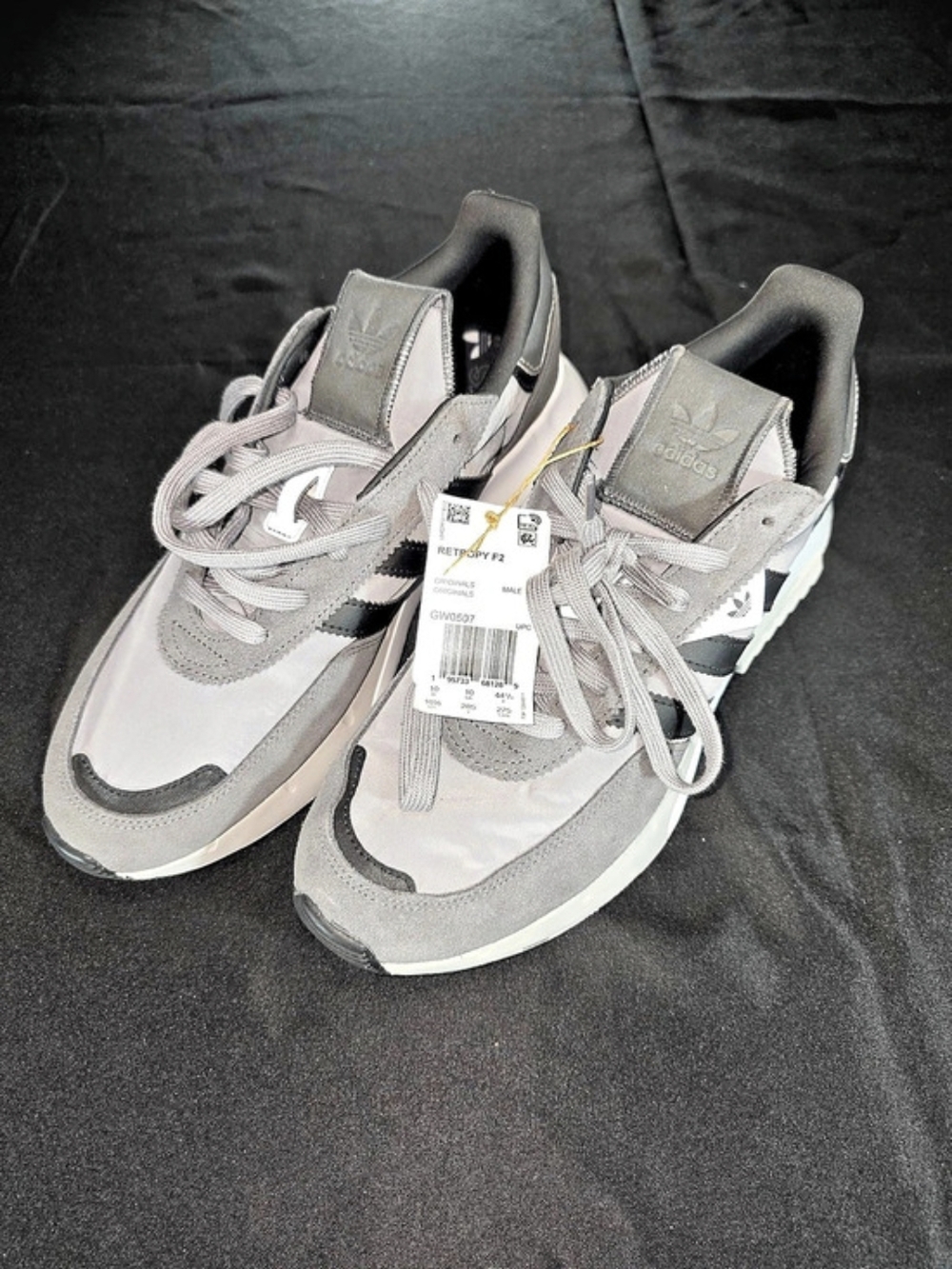 adidas Retropy F2 Men's Gray & White Sneakers US 10.5
